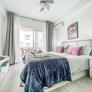 Reformed In 3k Apartment